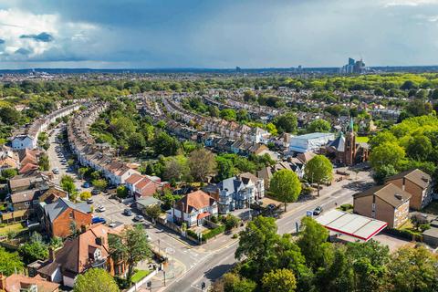 5 bedroom house for sale, Aldersbrook Road, Aldersbrook
