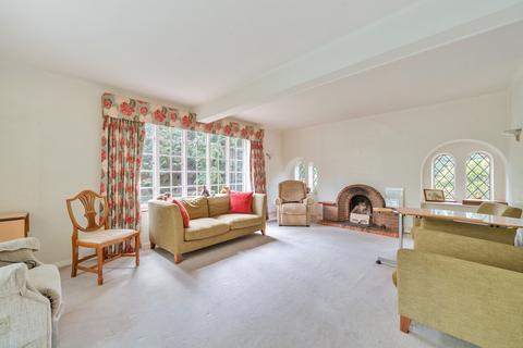 4 bedroom detached house for sale, Broad High Way, Cobham, KT11