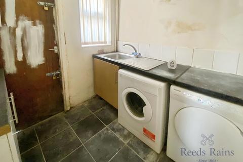 2 bedroom end of terrace house for sale, Dyson Street, Merseyside L4