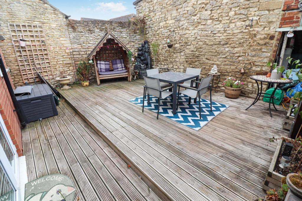 Courtyard Garden