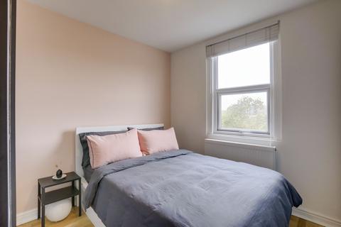 undefined, Bellingham Road, Catford, SE6