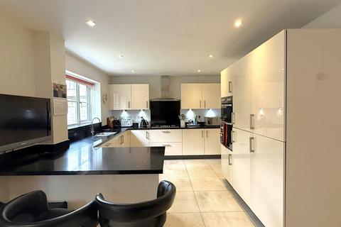 undefined, Springdale Gardens, Birmingham B29