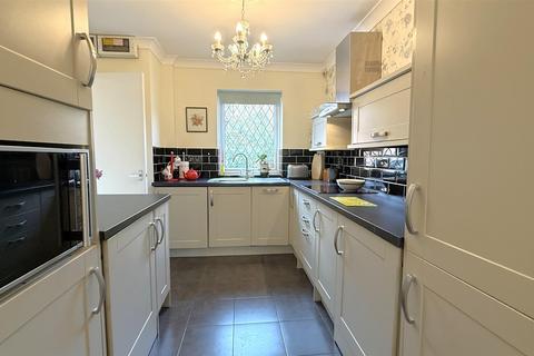 undefined, Summerfield Drive, Birmingham B29