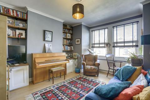 2 bedroom flat for sale, Sangley Road, Catford, SE6