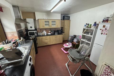 undefined, Madoc Street, Porthmadog