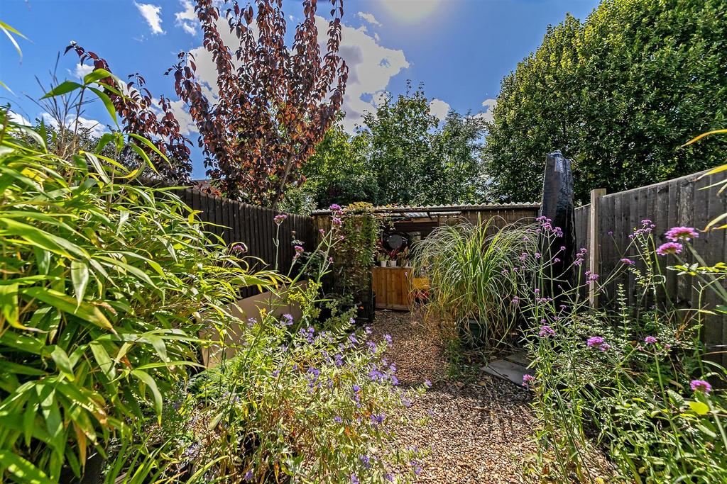 114 Puddingstone Drive-20.jpg