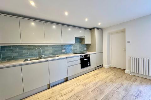 1 bedroom flat to rent, Archway Road), Highgate