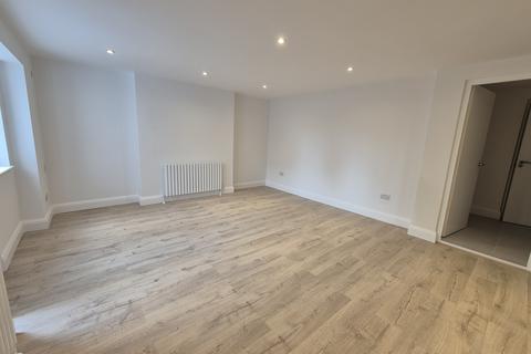 1 bedroom flat to rent, Archway Road), Highgate