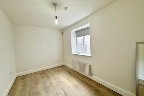 1 bedroom flat to rent, Archway Road), Highgate