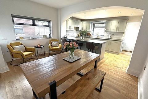 33 Brecklands, Rotherham, S60 4JL