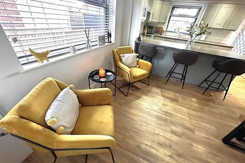 33 Brecklands, Rotherham, S60 4JL