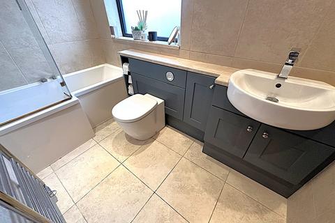 33 Brecklands, Rotherham, S60 4JL