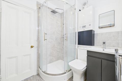 1 bedroom flat to rent, Trinity Crescent, Folkestone