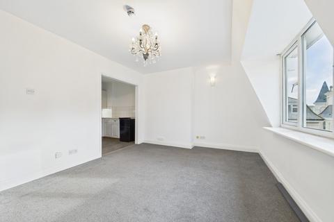 1 bedroom flat to rent, Trinity Crescent, Folkestone