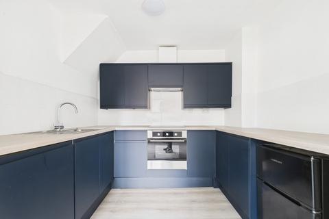 1 bedroom flat to rent, Trinity Crescent, Folkestone