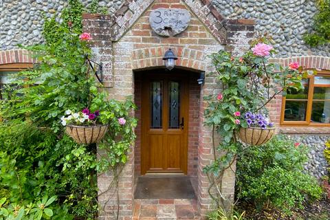 undefined, Pear Tree Cottages, Cromer NR27