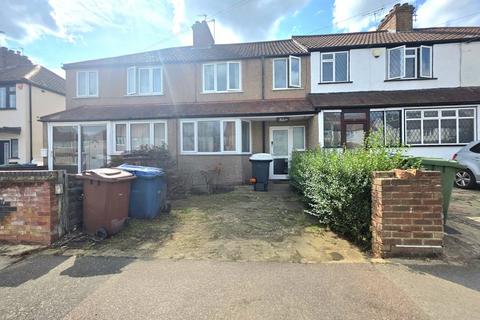 Carmelite Road, Harrow