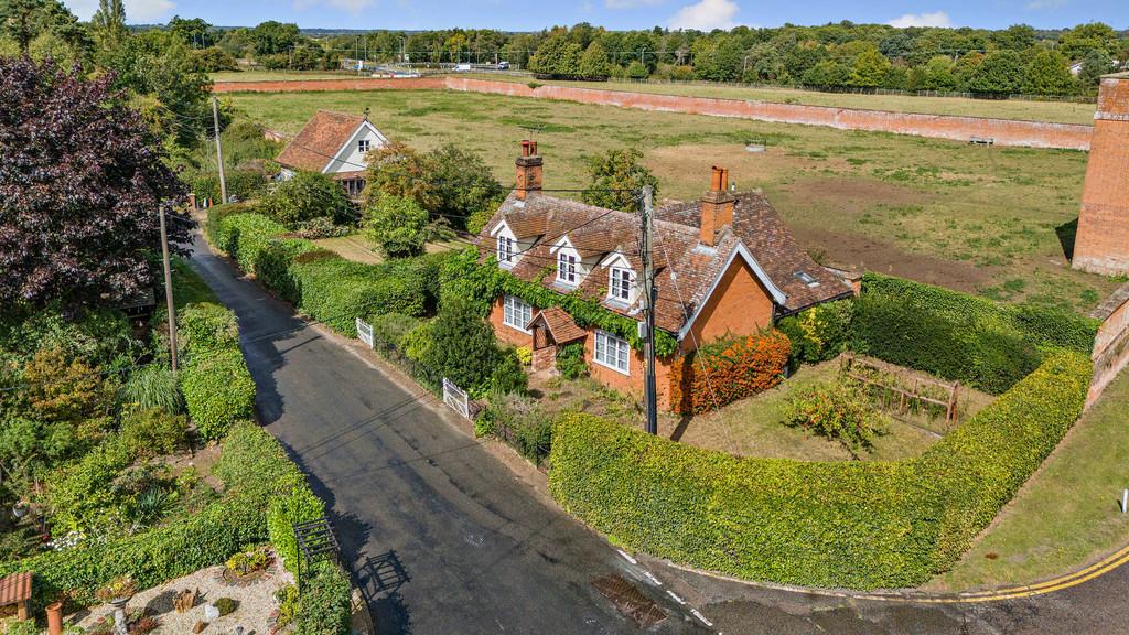 8662260-exterior16-800