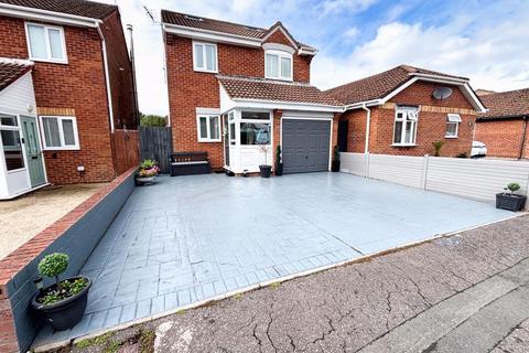 16 Beech Grove, Porthcawl, CF36 5DP