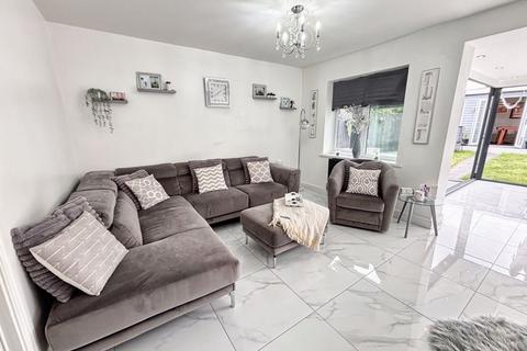16 Beech Grove, Porthcawl, CF36 5DP