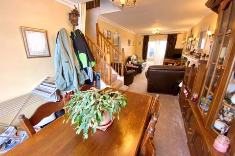 4 bedroom semi-detached house for sale, Frogmore, Fareham PO14