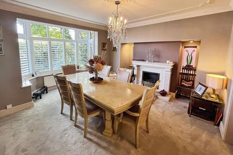 5 bedroom detached house for sale, Redcar Road, Smithills
