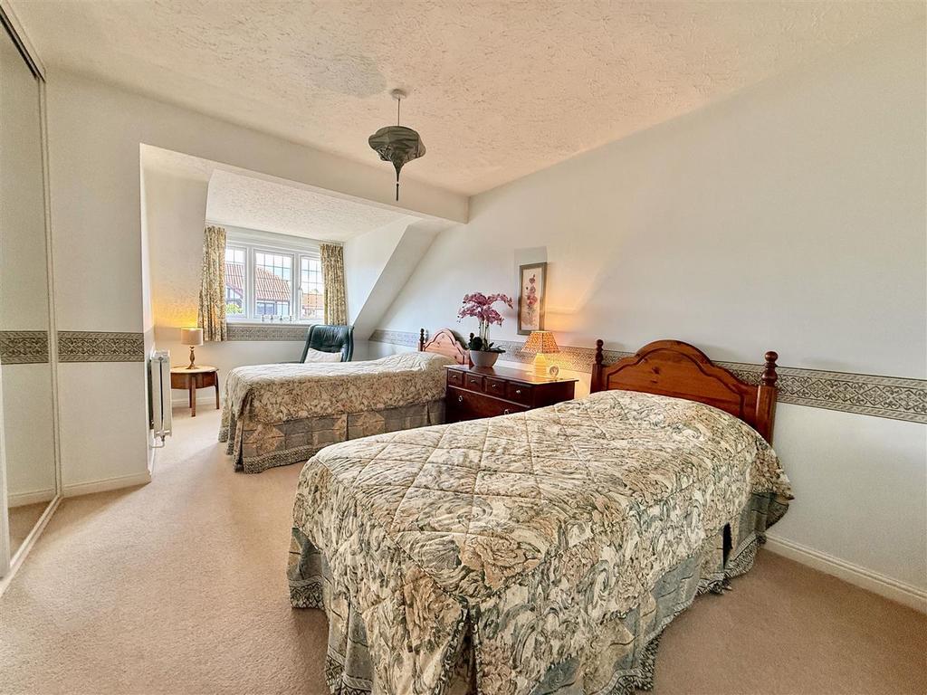 Main bedroom
