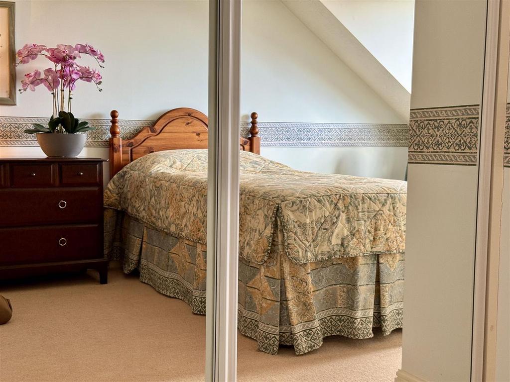 Main bedroom