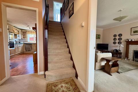 4 bedroom detached house for sale, Peile Drive, Taunton TA2