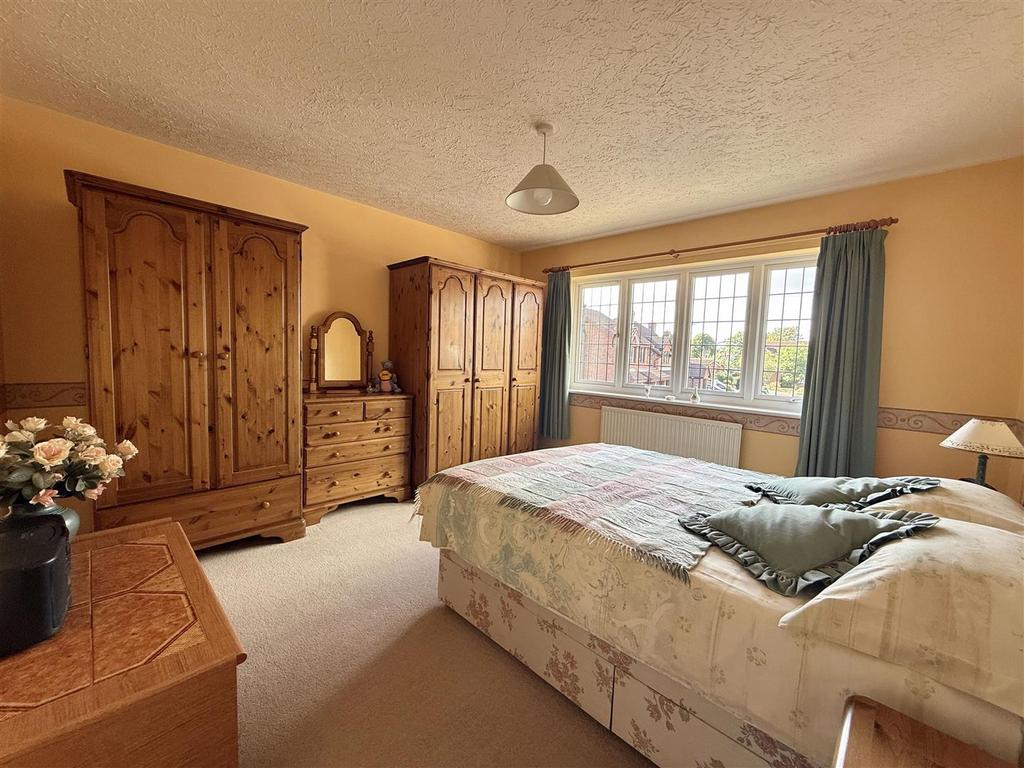 Second bedroom