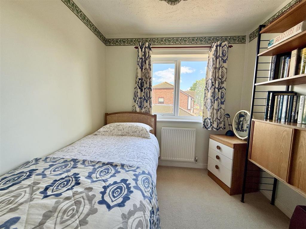 Fourth bedroom