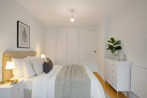 5 bedroom apartment to rent, Law Street, London SE1