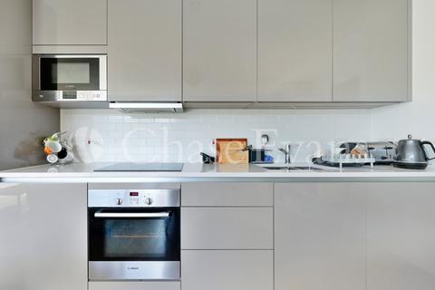 1 bedroom flat for sale, Capell Apartments, Victory Place, Elephant & Castle, London, SE17