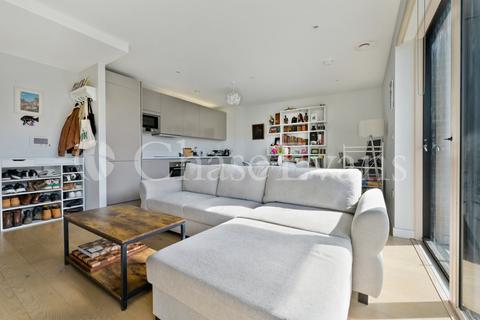 1 bedroom flat for sale, Capell Apartments, Victory Place, Elephant & Castle, London, SE17