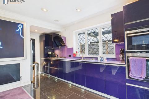 undefined, Coulsdon CR5