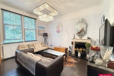 3 bedroom duplex for sale, Station Road, New Barnet, Barnet, EN5