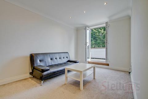 undefined, 1 Ashcombe Gardens Flat 3