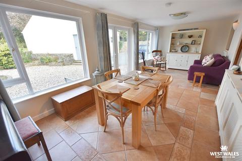 undefined, Lawrenny Road, Cresselly, Kilgetty