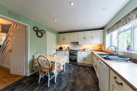 undefined, Warren Close, Middlewich CW10