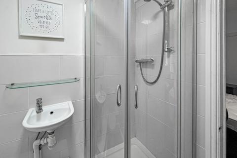 undefined, Cathedral Road, Cardiff, CF11