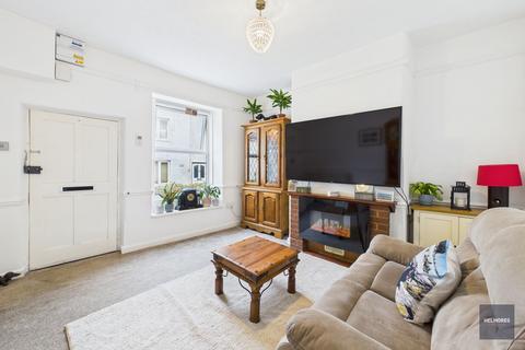 2 bedroom terraced house for sale, Dean Street, Crediton, EX17