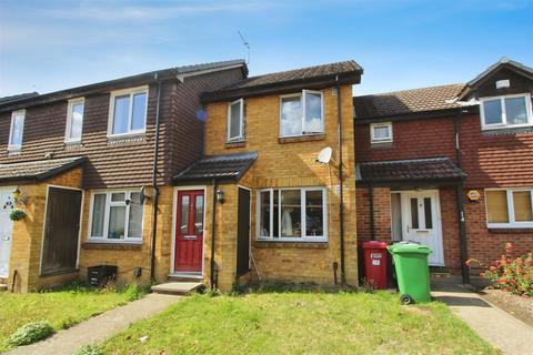 undefined, Braemar Gardens, Slough