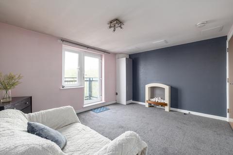 2 bedroom flat for sale, 4/24 Robertson Gait, Slateford EH11 1HJ