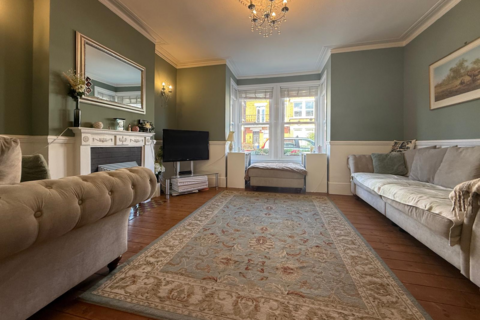 5 bedroom semi-detached house for sale, Approach Road, Margate CT9