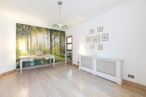 undefined, Hampstead Gardens, London NW11