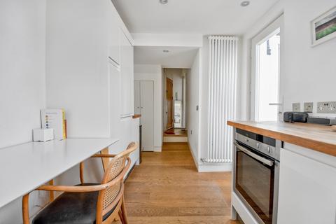 2 bedroom flat for sale, Highgate Road, Kentish Town, London NW5