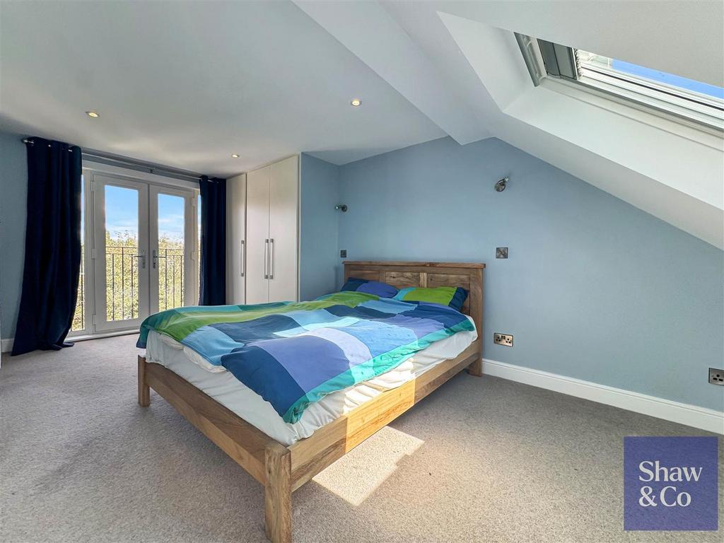 Bedroom 4.jpeg