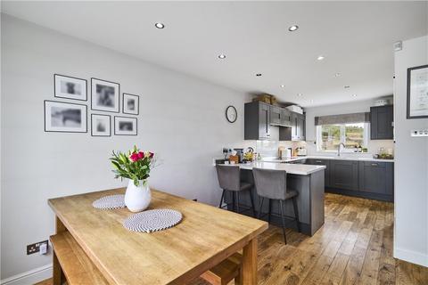 22 Heatherside, Baildon, Shipley, BD17 5LG