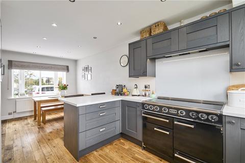 22 Heatherside, Baildon, Shipley, BD17 5LG