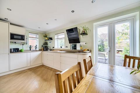 3 bedroom semi-detached house for sale, Sandhurst Close, Gillingham ME8